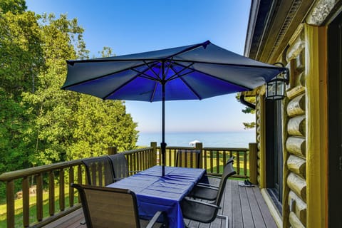Deck | Lake Views