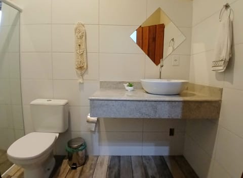 Towels, toilet paper