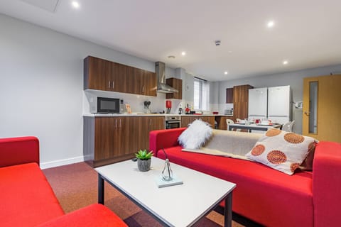 Single Room, Non Smoking | Shared kitchen