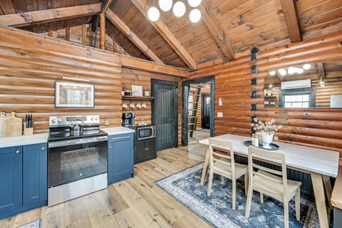 House (1 Bedroom) | Interior