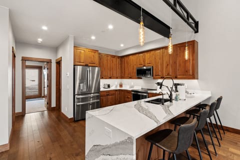 Spacious Open-Concept Kitchen/Living Area