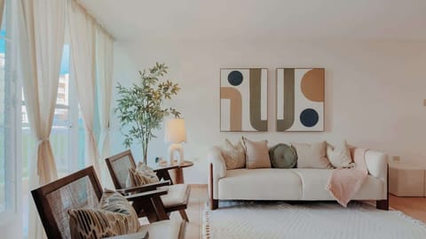 Confortable furniture to accommodate the family. 