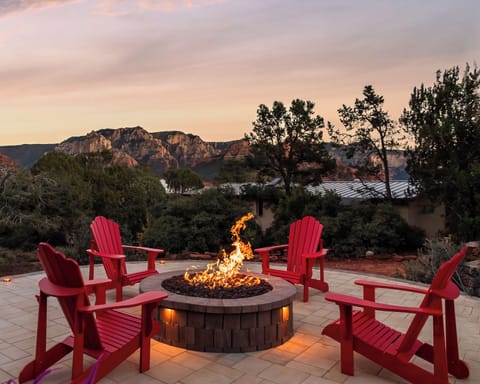 Cozy firepit under Sedona skies with sweeping red rock views!