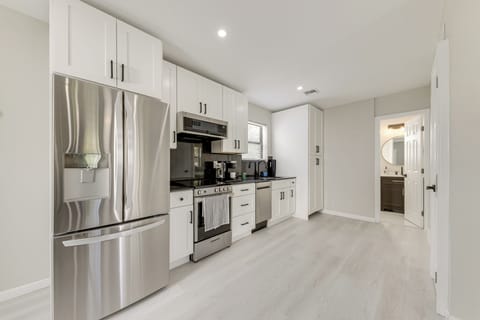 Kitchen | Cooking Basics | Toaster | Washer/Dryer