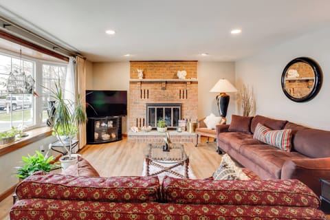 Carlisle Vacation Rental | 3BR | 2BA | 1,350 Sq Ft | 1 Step Required