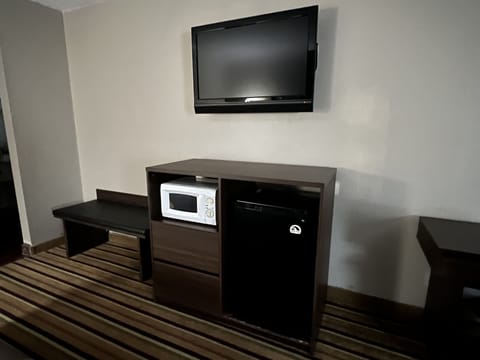 Frette Italian sheets, premium bedding, down comforters