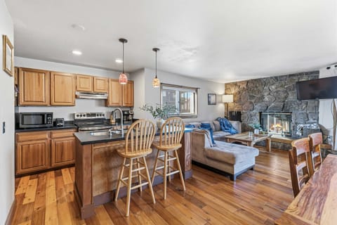 Open concept living kitchen dining area