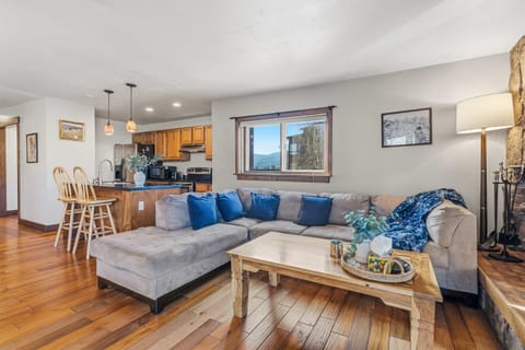Open concept living kitchen dining area