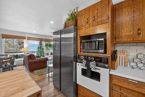 Kitchen- lake views- upstairs