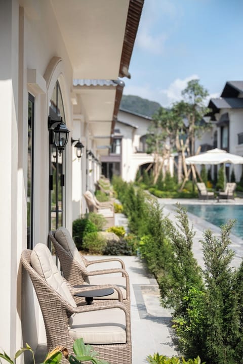 One Bedroom Villa Pool View | Terrace/patio