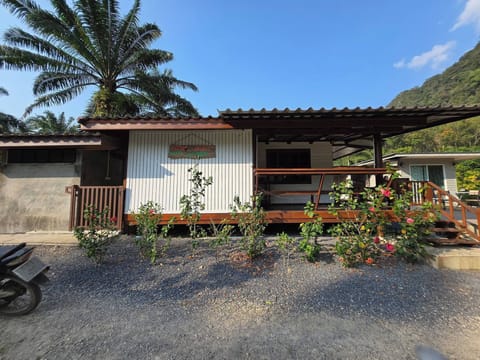 House, 1 Bedroom, Smoking, Terrace | Exterior