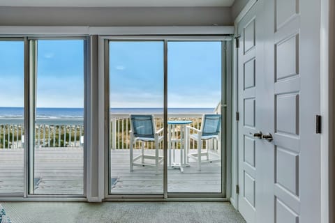 Townhome, 3 Bedrooms | Interior