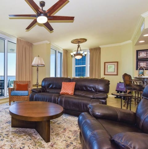 Silver Beach Towers West 306