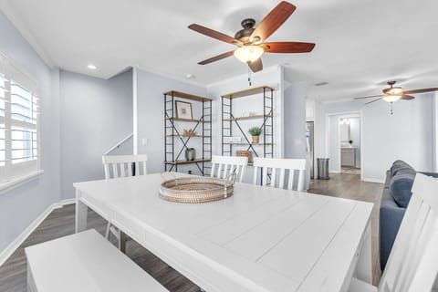 Dining Area - 2nd Level