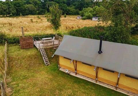 Dog friendly glamping accommodation with a wood-fired hot tub in Yorkshire