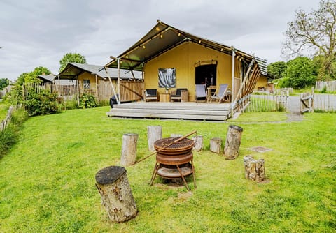 Dog friendly glamping in Yorkshire, sleeps up to eight people
