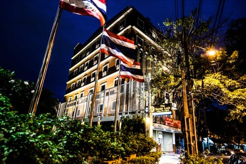 Front of property - evening/night