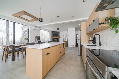 Kitchen goals: where meals and memories meet.
