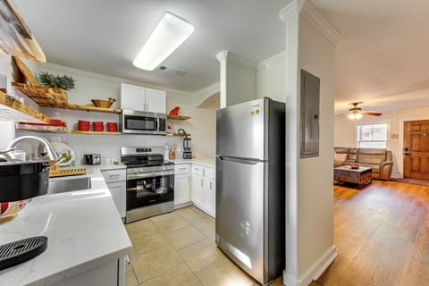 Kitchen | 1st Floor | Cooking Basics | Dishwasher | Keurig Coffee Maker