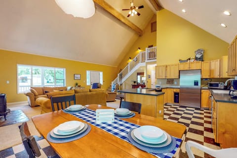 House (3 Bedrooms) | Interior