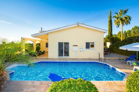 Villa Kampos image