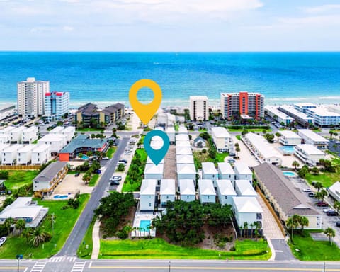 100 Steps To Beach Access, 4BR Cottage, Sleeps 14