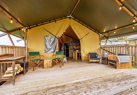 Outdoor seating - The dining table can be moved outside to enjoy a meal in the open air