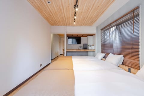 Basic Apartment, Non Smoking, Balcony (#3) | Blackout drapes, iron/ironing board, free WiFi