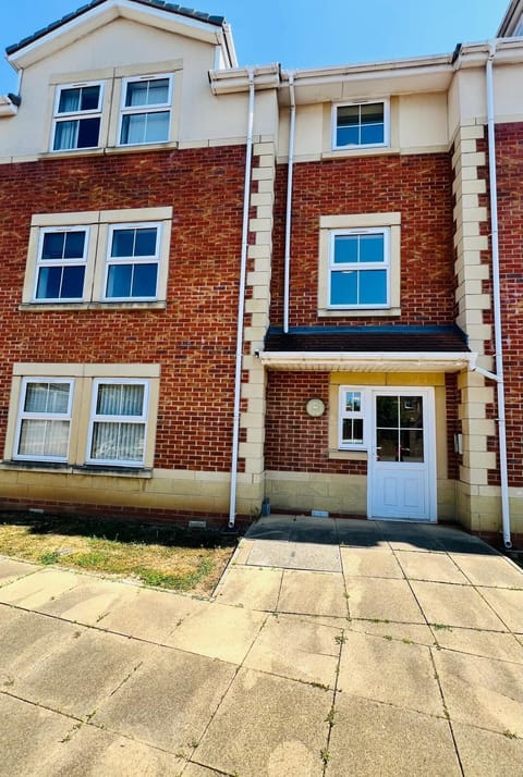 Apartment, 2 Bedrooms | Exterior