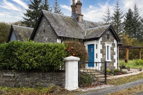 Welcome to Gate Lodge, Dumfries & Galloway, Scotland