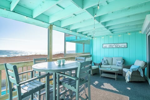 Life is better at 'Beach Haven'...enjoy the huge covered deck for ocean views