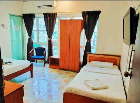 Standard Twin Room | Free WiFi