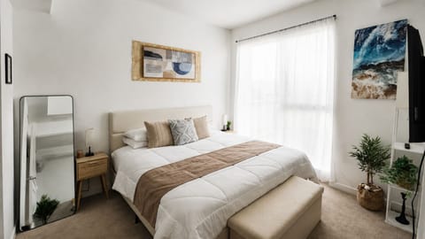 king bed