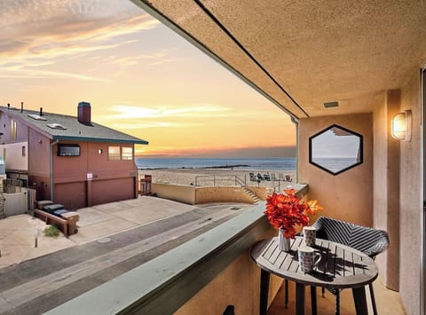 One house to the sand with Beach and Ocean Views from the Balcony (85)