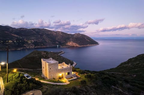 Immerse yourself in this unreal landscape