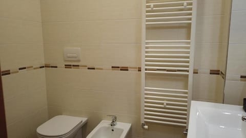 Single Room, Mountain View | Bathroom