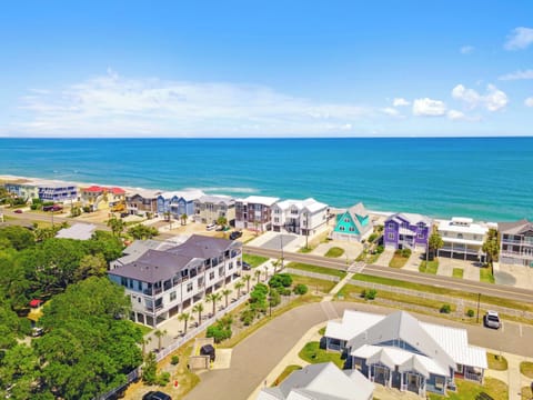 Small Quiet Community between the Cape Fear River and Kure Beachfront