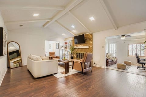 Spacious and cozy living room.