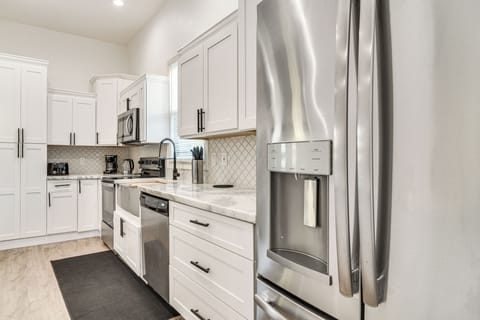 Kitchen | Cooking Basics | Drip Coffee Maker