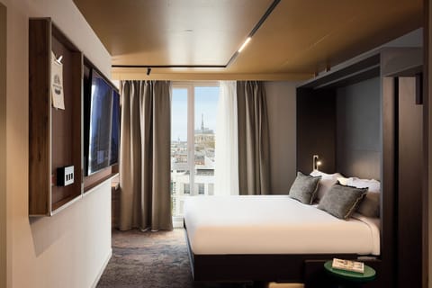 Deluxe Suite, 2 Double Beds | Premium bedding, individually decorated, individually furnished