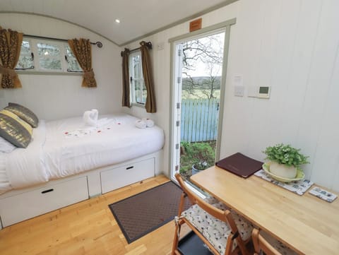 1 bedroom, individually decorated, individually furnished, free WiFi