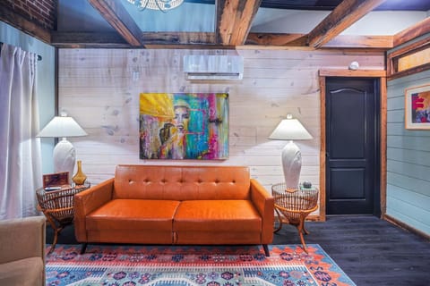 Indoors, Home Decor, Lamp, Architecture, Building