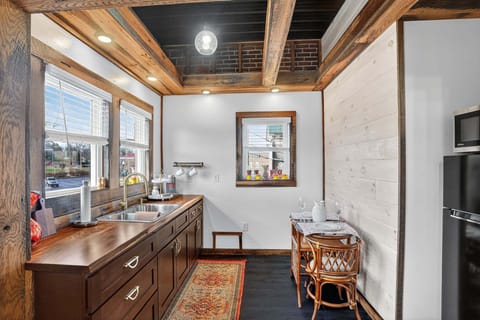 Indoors, Home Decor, Hardwood, Sink, Floor