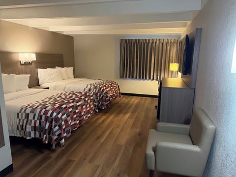 Desk, laptop workspace, free WiFi, bed sheets