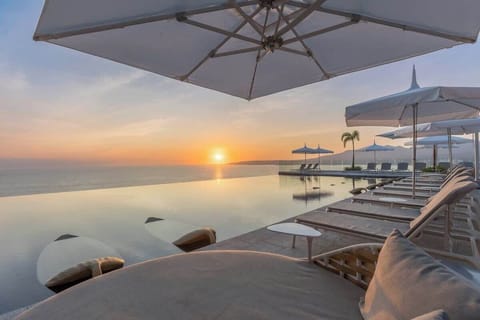 Rooftop Heated Pool at Sunset