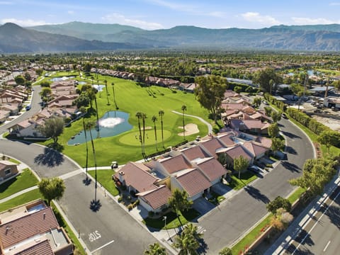 Oasis Country Club