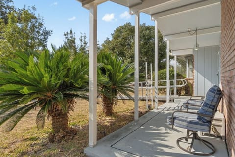 Near Beach • Private Pool • Fenced Yard • Stepfree House in Fort Walton Beach