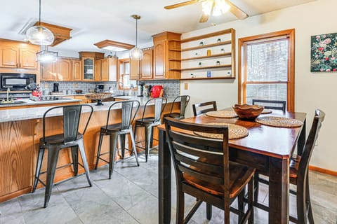 Dining Area | Upper Level