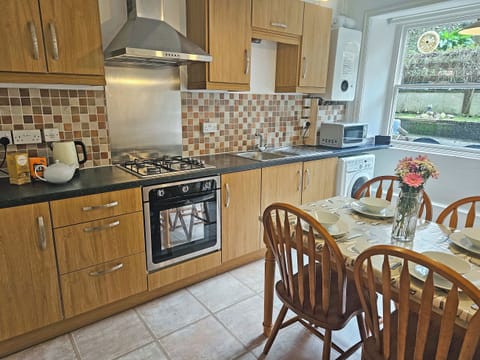 Kitchen | Kenwith Cottage, Looe