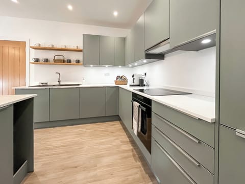 Kitchen | Penlee Retreat, Plymouth